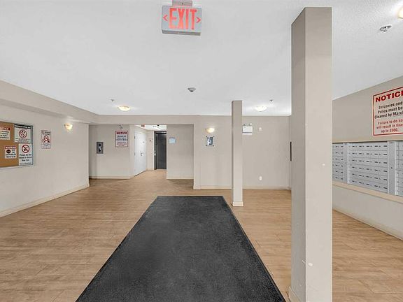 3rd image of 355 SW Taralake Way NE #227