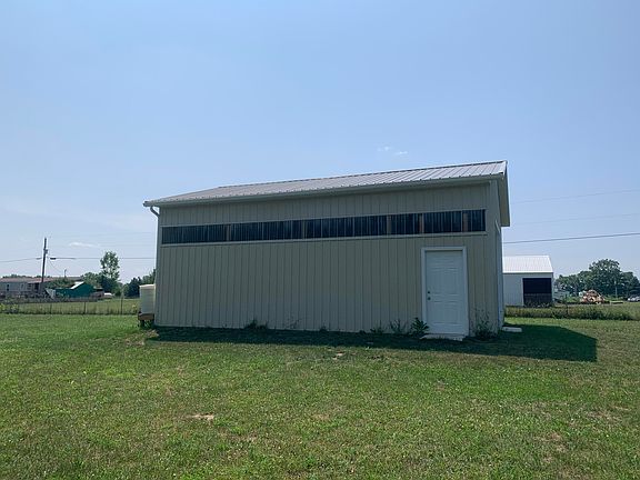 2nd image of 40865 24th Ave