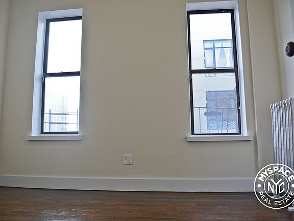 5th image of 267 Clifton Pl APT 2D
