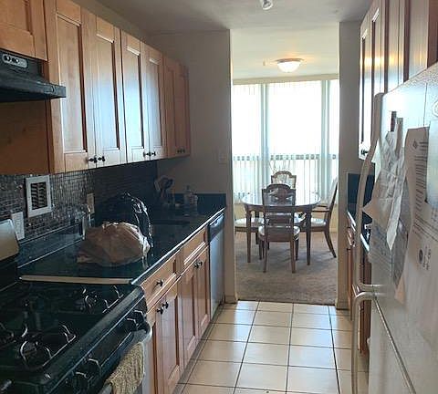 5th image of 3600 Conshohocken Ave APT 1601