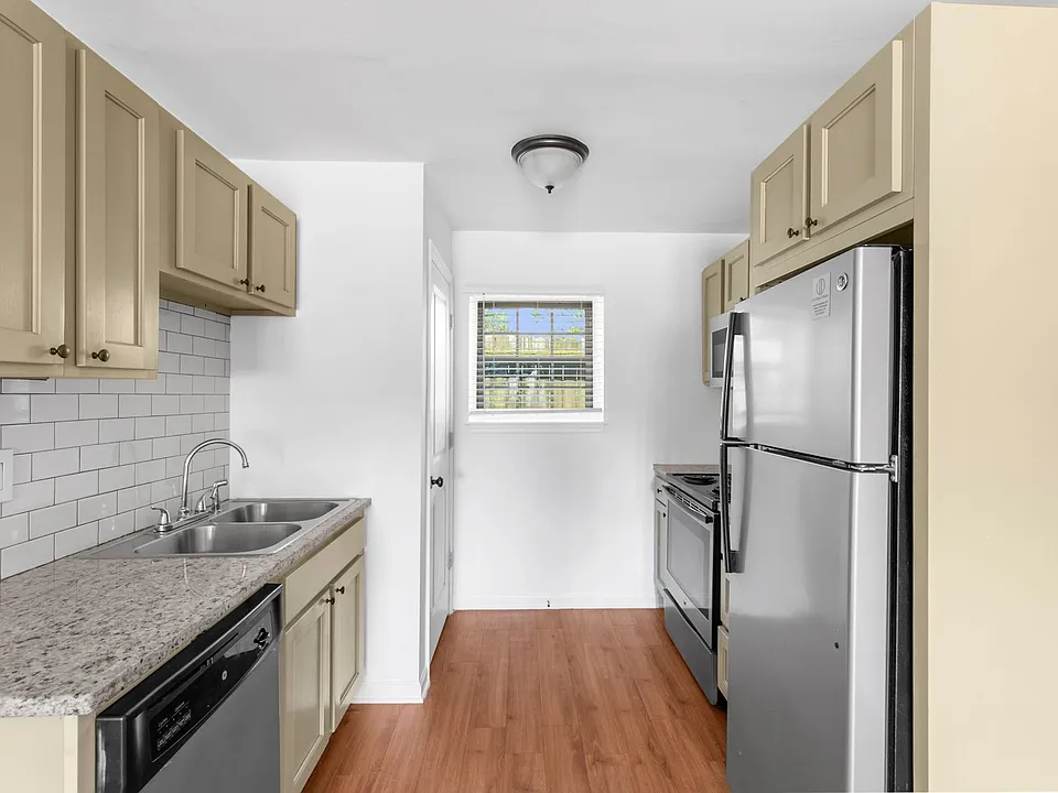 The Avondale Apartments