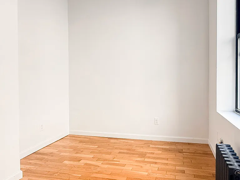 154 Columbus Ave #3R — Photo 7