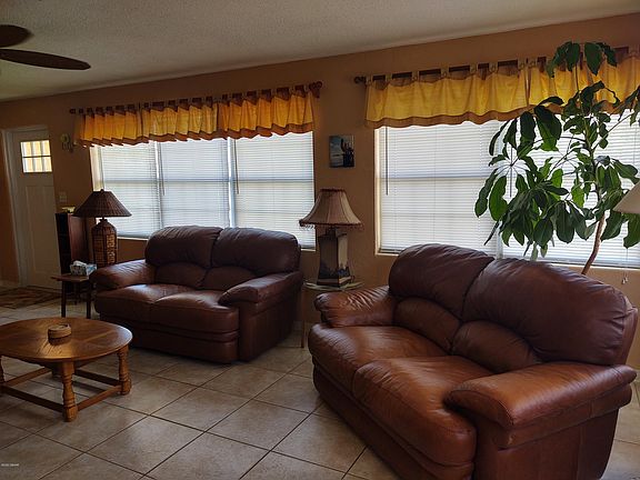 3rd image of 6 San Jose Cir