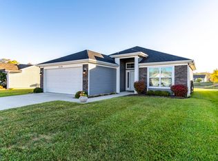 2120 Cedar Ridge Cv, Fort Wayne, IN 46818