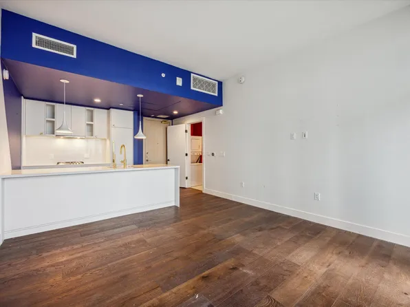 70 Rainey St #1405, Austin, TX 78701