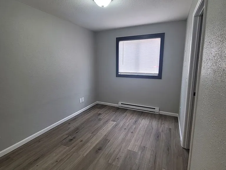 4187 Sunset Dr #3 — Photo 8