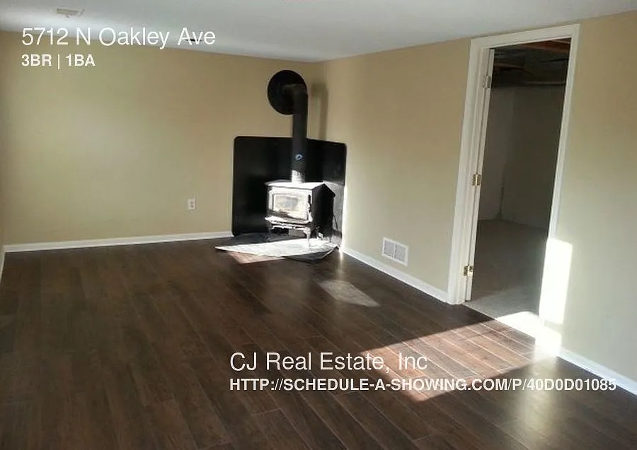 3 bed, $1,725 — Photo 2