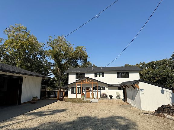 3rd image of 112 Cottonwood Cv
