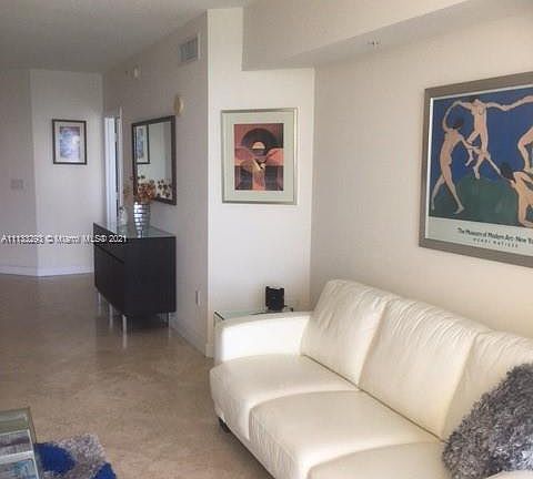 5th image of 16699 N Collins Ave #2205