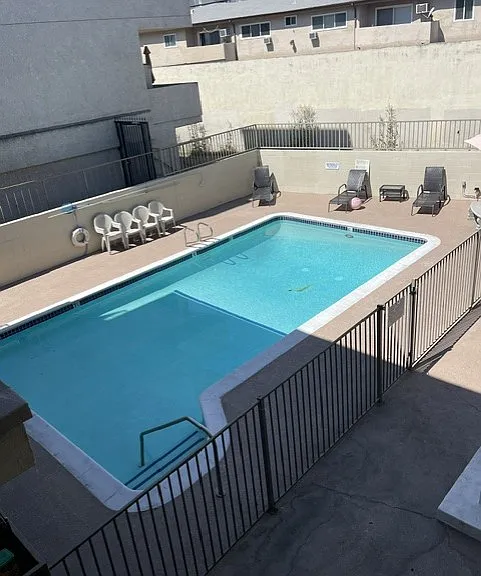 4717 Willis Ave — Photo 6