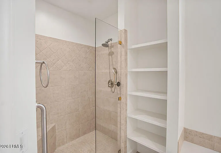 340 Westbrook Rd — Photo 17