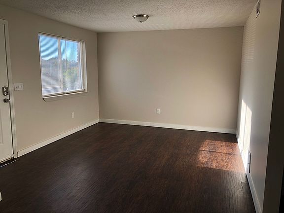 2nd image of 4837-4851 NW Homestead Rd #4845