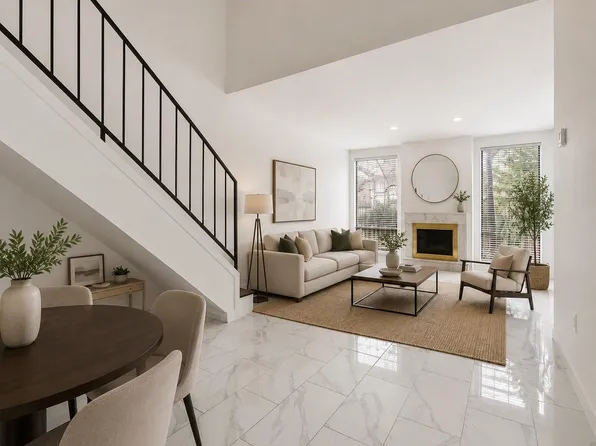 2409 Bering Dr APT 4, Houston, TX 77057