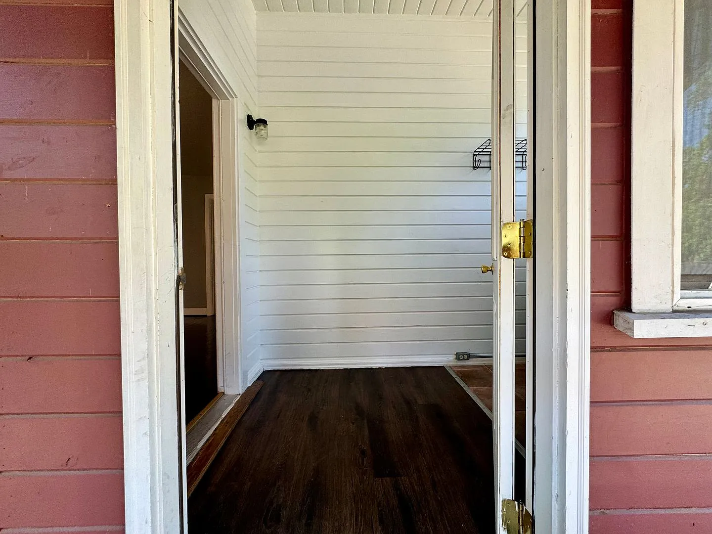 605 North Ruby — Photo 3