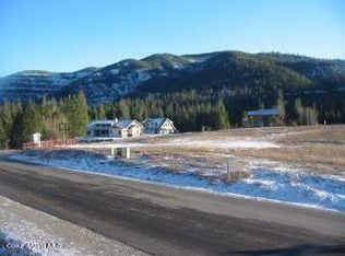 102 Happy Trails Ln, Pinehurst, ID 83850