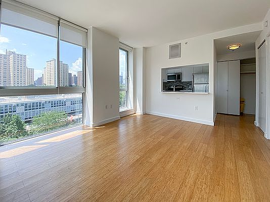 3rd image of 310 E 2nd St APT 8H