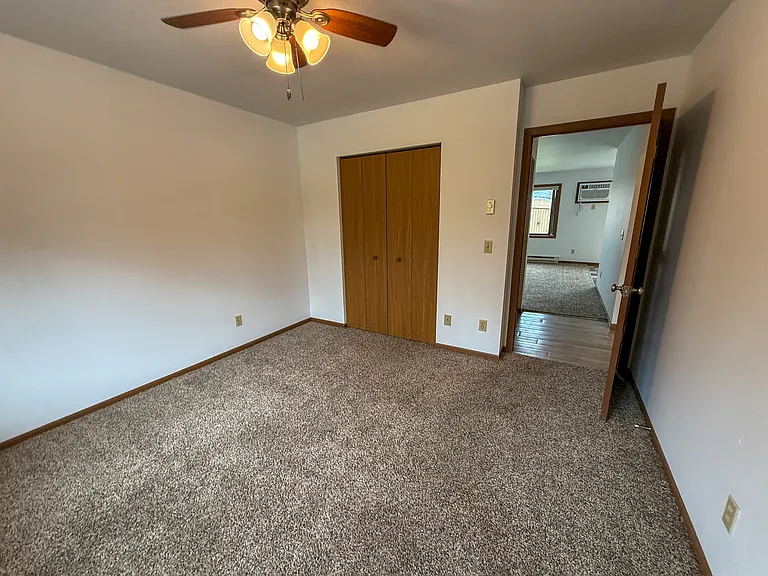210 Howard St #1 — Photo 11