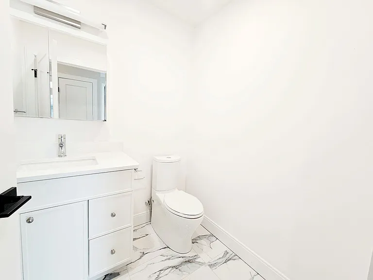 157 Everett St #103 — Photo 15