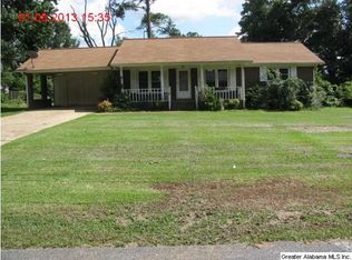 955 Boswell Dr, Oxford, AL 36203