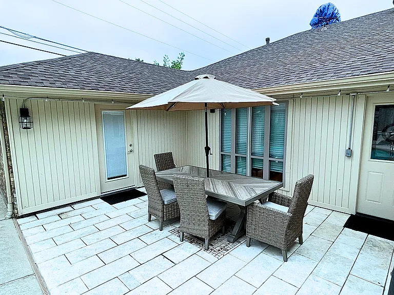 Regal Rd — Photo 5