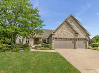 15701 Brookshore Dr, Plainfield, IL 60544