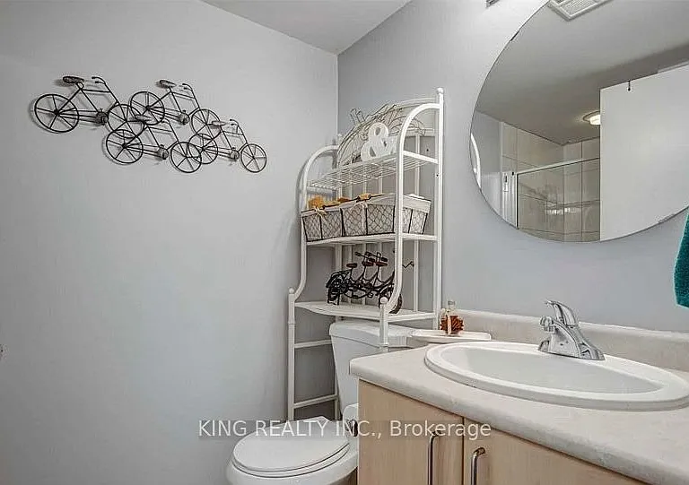 550 Queens Quay W #711 — Photo 9