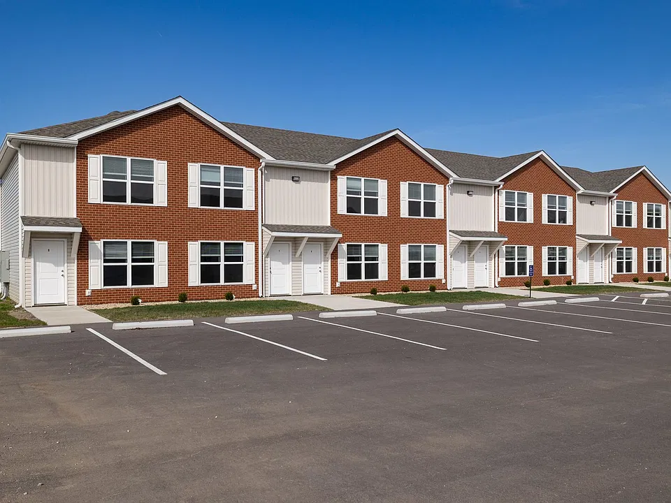 Falcon Place Townhomes