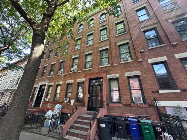541 49th Street image 1 of 15