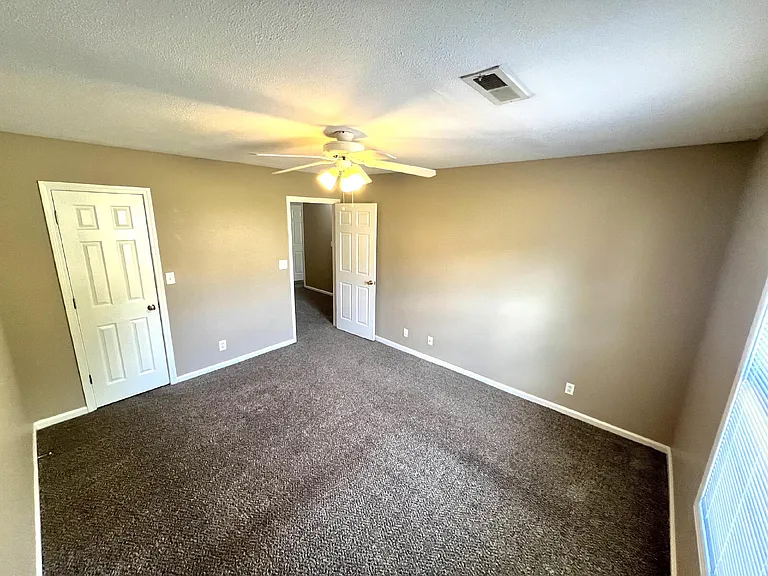 260A Executive Ave — Photo 5