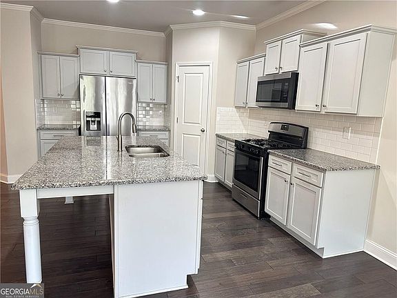 3rd image of 2045 Wheylon Dr