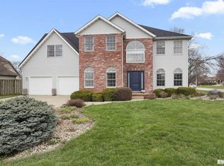 4001 Surry Place Ln, Springfield, IL 62711