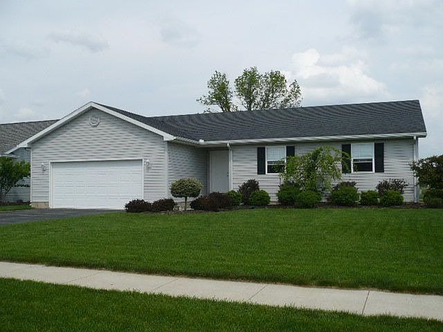 1st image of 679 Apple Blossom Ln