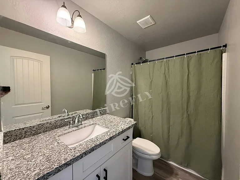 1110 W Woodland Lake Rd #C — Photo 22