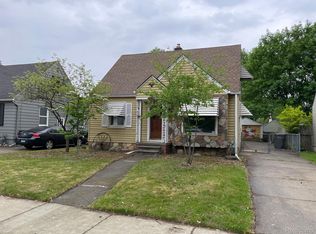 2135 Academy St, Dearborn, MI 48124