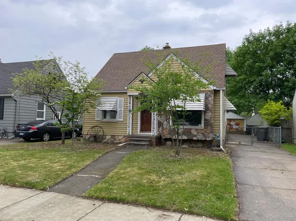 2135 Academy St, Dearborn, MI 48124