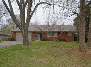 2238 S Glendale Ave, Springfield, MO 65804