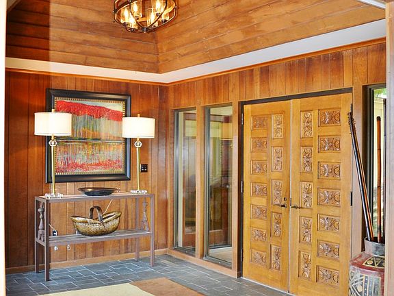5th image of 600 River Cliff Ln