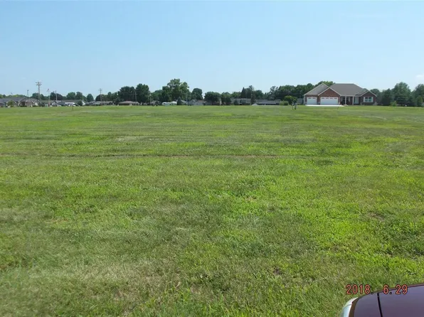 3557 Cardinal Crossing Blvd, Granite City, IL 62040