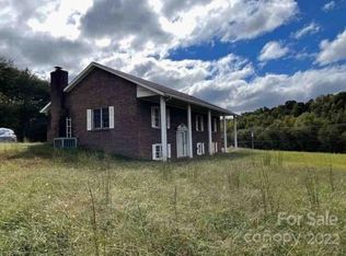 7368 Greedy Hwy, Hickory, NC 28602