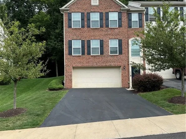 255 Corey Dr, Gibsonia, PA 15044