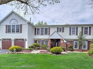 7 Wren Ter, Marlboro, NJ 07746