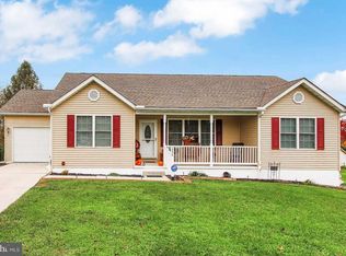 6825 Cannery Rd, Hanover, PA 17362