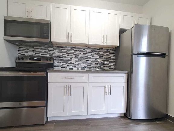 2nd image of 733 E 147th St APT 1C