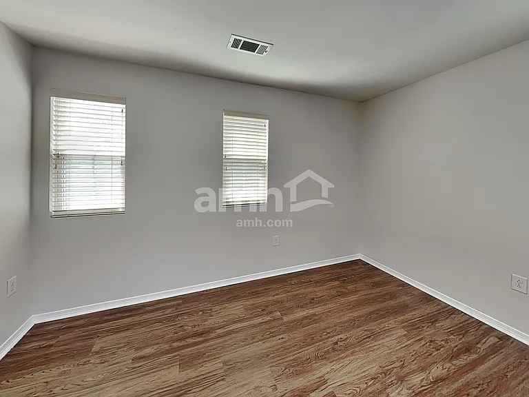 4317 Overbecks Ln — Photo 7