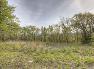 8685 S Coyote Hills Dr, Claremore, OK 74017