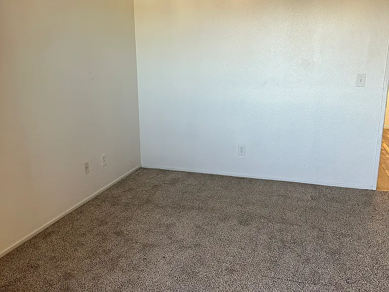 951 Georgia St #C — Photo 14