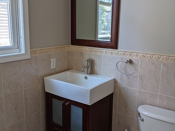 5th image of 26 Smith Ter #1