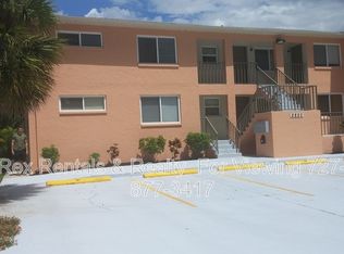 2820 Dupont St S APT 103, Gulfport, FL 33707