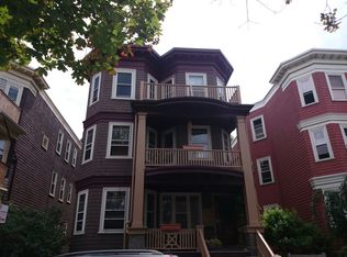 10 Dawes St, Dorchester, MA 02125