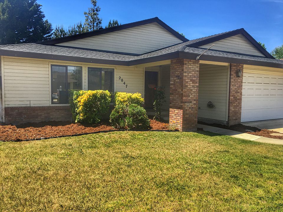 1st image of 2847 S Stardust Dr